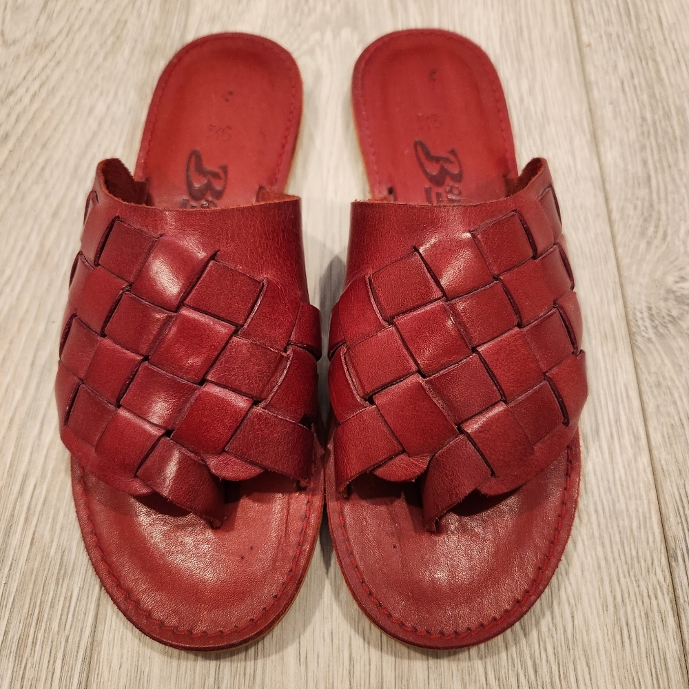 Free People Slides
